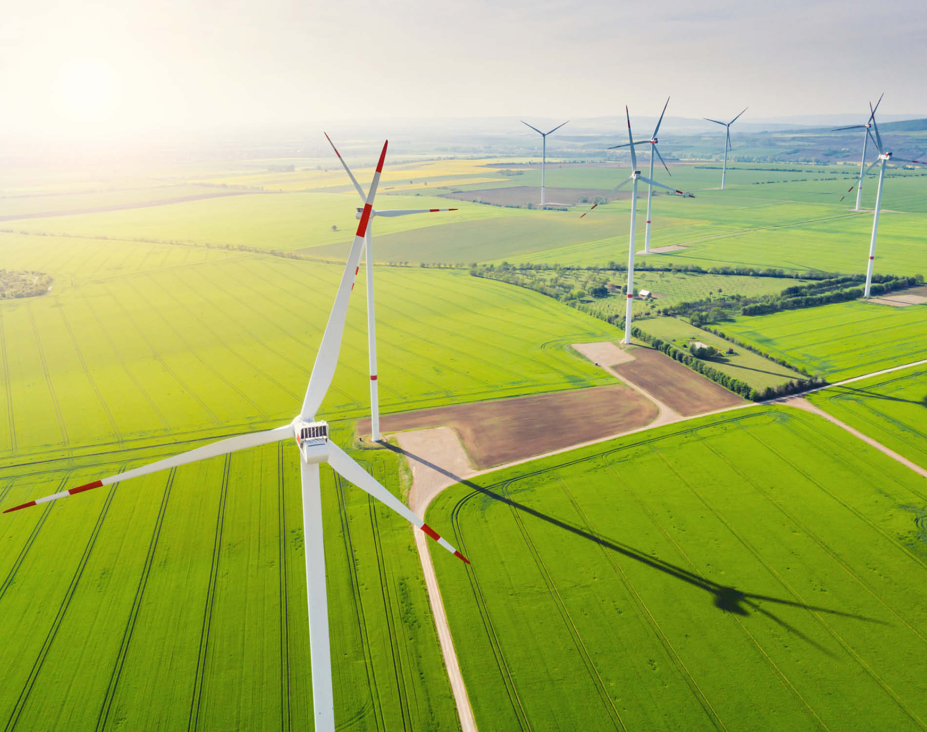 /-/media/images/website/background-images/industry-sectors/energy/energy_wind_istock-1224821300.ashx?sc_lang=pl-pl