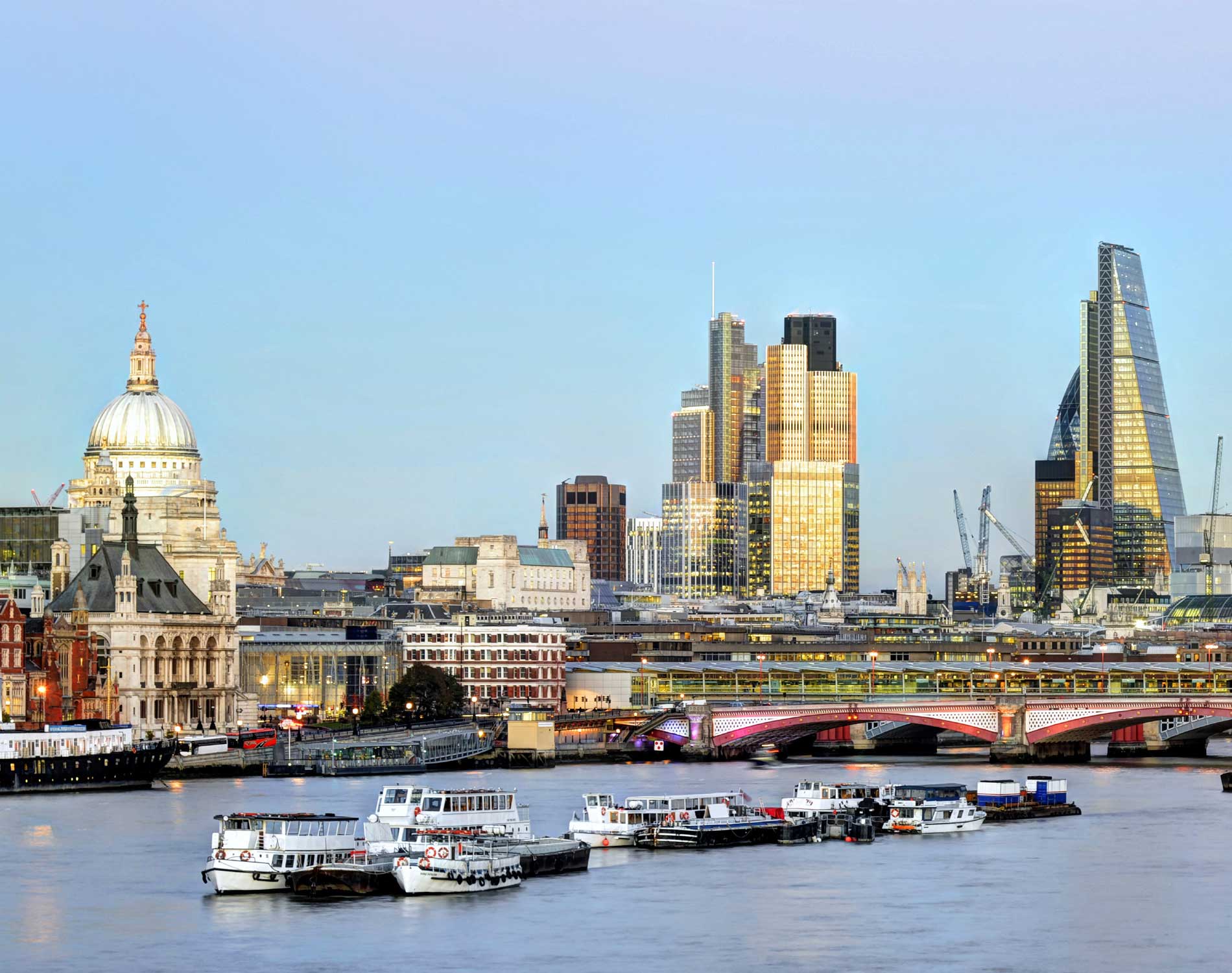 London evening skyline