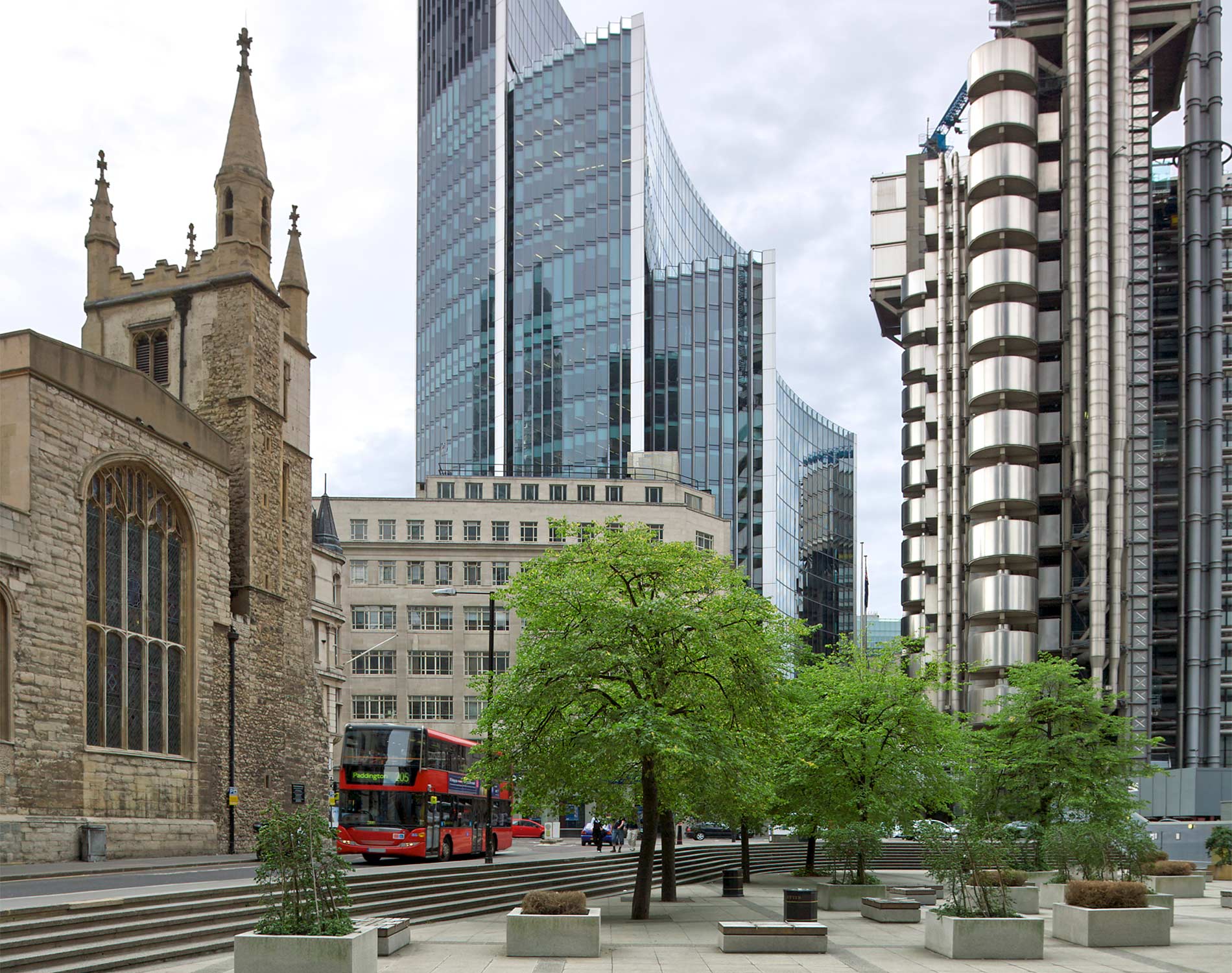 /-/media/images/website/background-images/practices/corporate/1900x1500_london_insurance_district.ashx?sc_lang=zh-cn